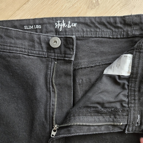 Style & Co Women's 10 Black Straight Leg Denim Blue Jeans EUC - Picture 6 of 12